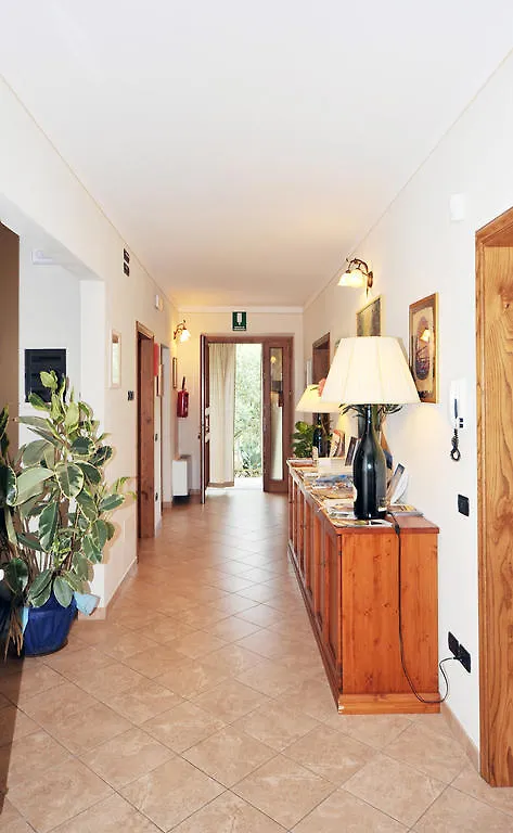 Locanda Podere Il Riposo Camaiore 2*,